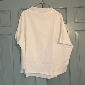 Fresh white summer lounge set